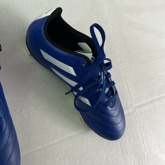 Adidas Boys baseball cleats, size 3 - Picture 3 of 7